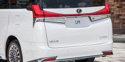 Lexus LM 350