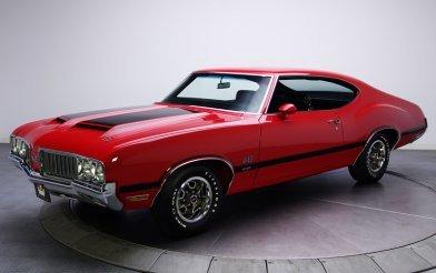 Oldsmobile 442 W-30 Holiday Coupe